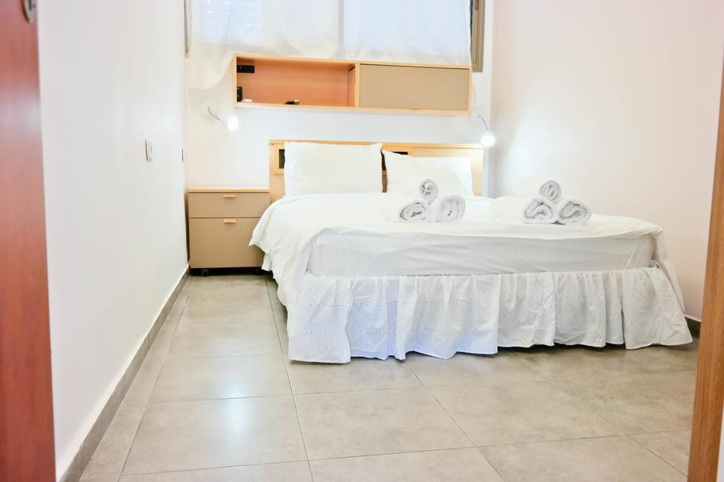 Apartamento Miraks Ge'Ula Tel Aviv Exterior foto
